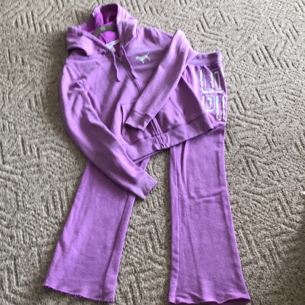 PINK Victoria’s Secret sweatpants and hoodie